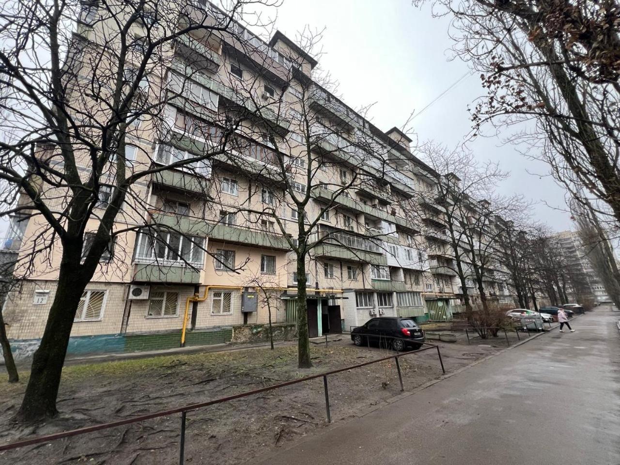 Квартира Эконом-Класса Возле Метро Левобережная Киев Екстериор снимка