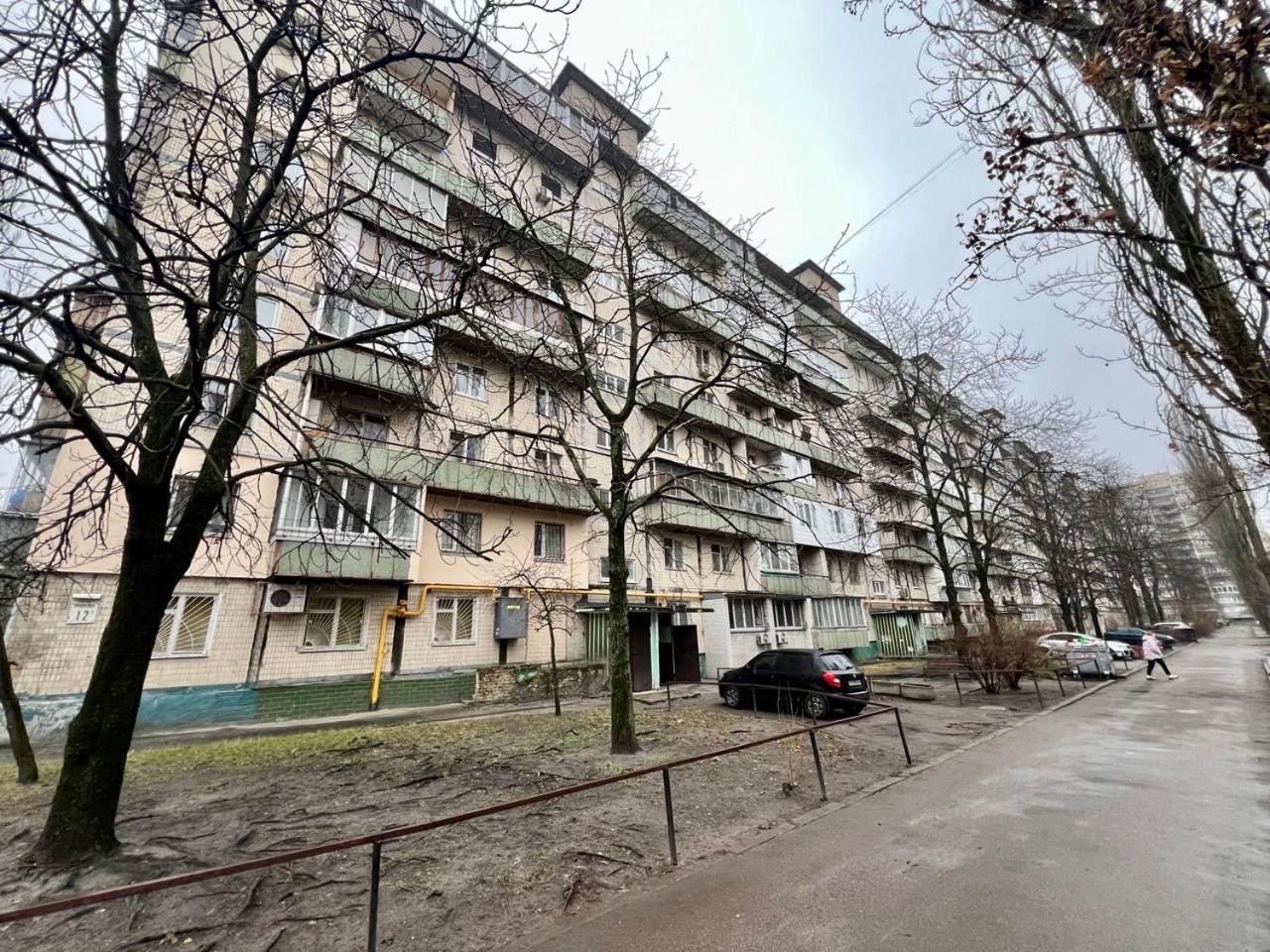 Квартира Эконом-Класса Возле Метро Левобережная Киев Екстериор снимка
